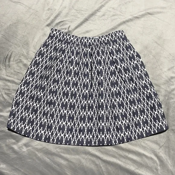 🥰🥰J. Crew A Line Skirt🥰🥰 - Picture 1 of 10